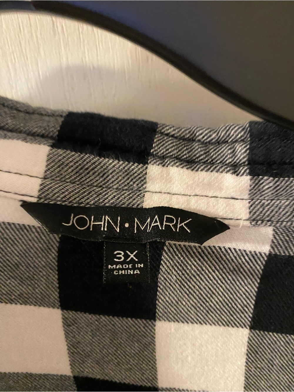 John Mark Black & White Buffalo Plaid Button-Up